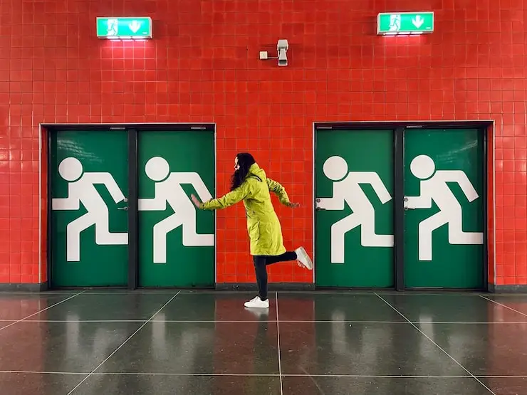 Placare cu Gips-Carton Rezistent la Foc 15 Cum să adaptezi măsurile de securitate la incendiu pentru clădirile cu public numeros